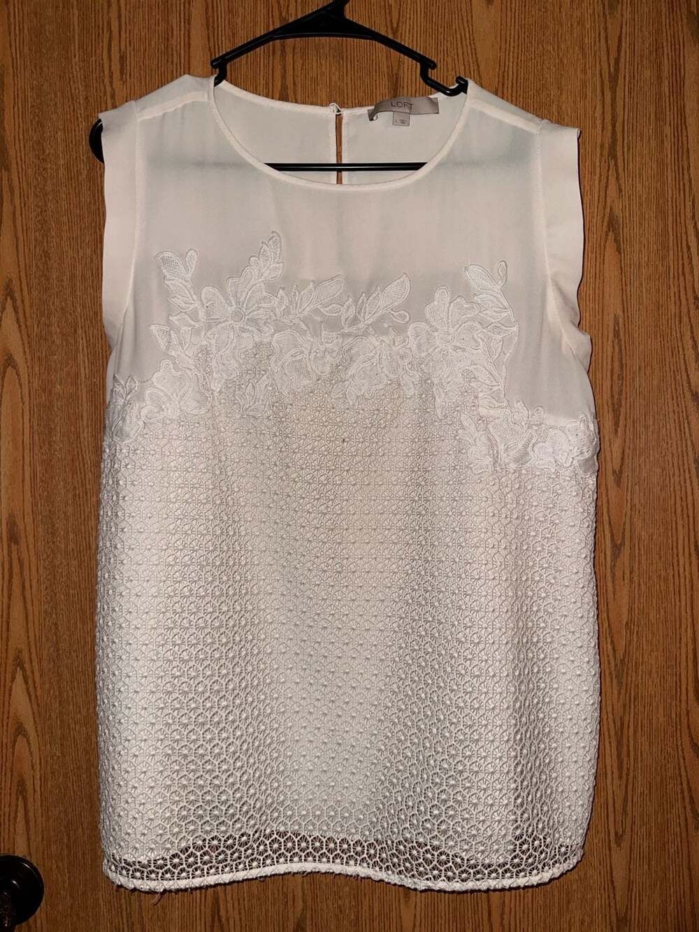 LOFT Sleeveless Floral Lace Honeycomb Mesh Blouse
